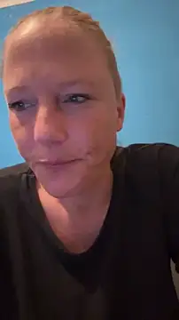 MoniqueLaFee online show from August 2026 03:20:01 AM