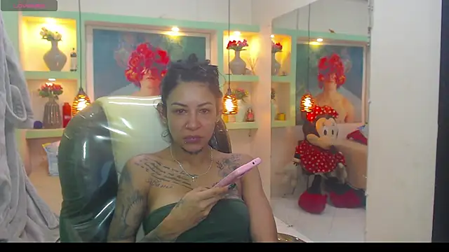 lorenapinto online show from June 2026 07:57:02 PM