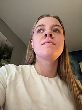 candy maggie online show from November 2025 07:52:02 AM