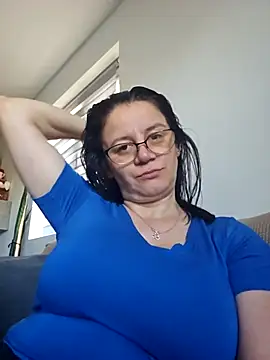 KristenVega online show from November 2025 06:49:01 AM