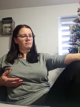 KristenVega online show from December 2025 10:35:01 AM