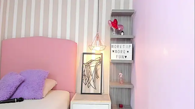 Snapshot of AMELIETARSON chatting on March 2025 07:20:02 PM AMELIETARSON online show from March 2025 07:20:02 PM