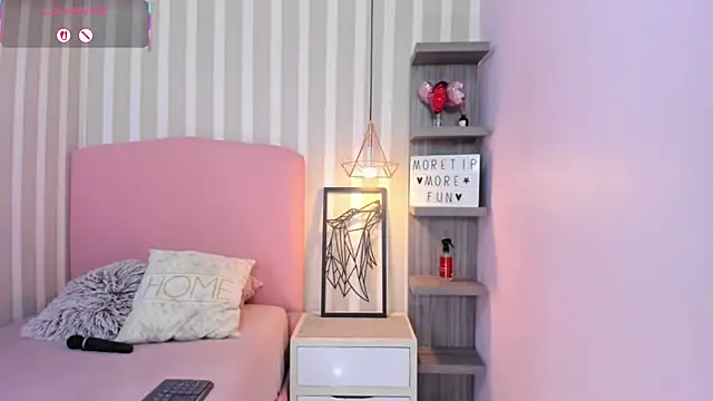 Snapshot of AMELIETARSON chatting on September 2025 07:30:02 PM AMELIETARSON online show from September 2025 07:30:02 PM