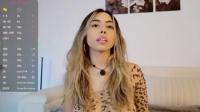 Snapshot of AMELIETARSON chatting on October 2025 07:43:01 PM AMELIETARSON online show from October 2025 07:43:01 PM