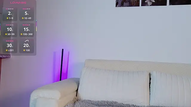 Snapshot of AMELIETARSON chatting on December 2025 09:32:02 PM AMELIETARSON online show from December 2025 09:32:02 PM