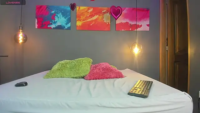 Snapshot of summer_lee_ chatting on December 2024 07:14:02 PM summer lee online show from December 2024 07:14:02 PM