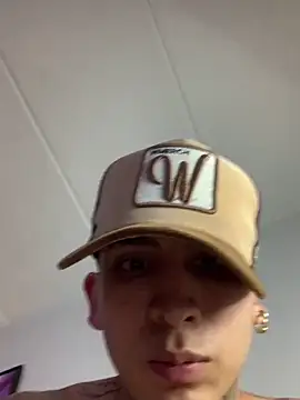 Snapshot of _Tomy08calderon chatting on February 2025 02:31:01 AM Tomy08calderon online show from February 2025 02:31:01 AM