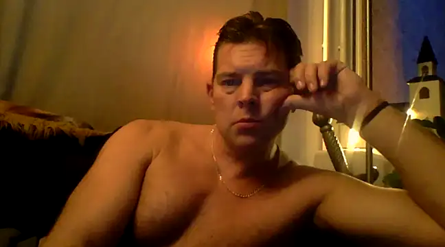 Teddan82 online show from December 2024 09:40:02 AM