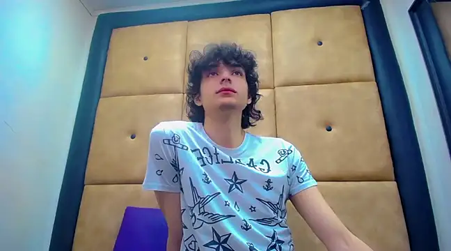 Sr BonnyEthan online show from December 2024 01:35:02 PM