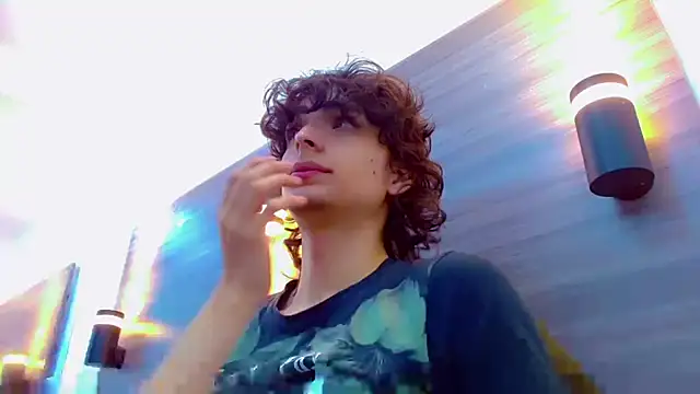 Sr BonnyEthan online show from April 2026 12:54:01 PM