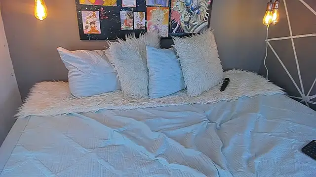 cloe bridgee online show from February 2025 03:04:01 AM