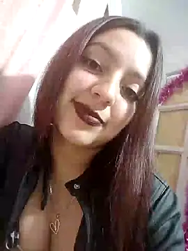 Snapshot of Isa-Jones chatting on December 2024 01:02:02 AM Isa-Jones online show from December 2024 01:02:02 AM