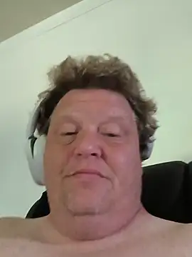 jrsexy83 online show from June 2026 11:42:01 AM
