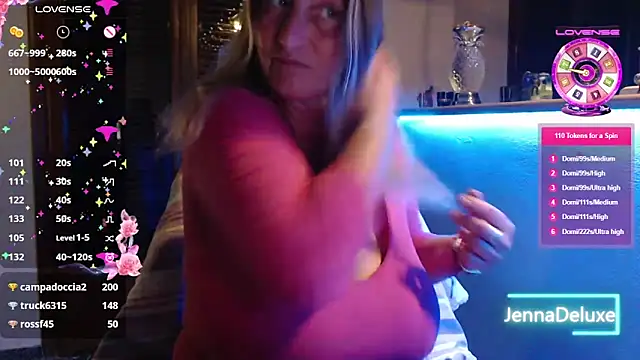 Snapshot of JennaDeluxe chatting on May 2026 05:53:02 PM JennaDeluxe online show from May 2026 05:53:02 PM