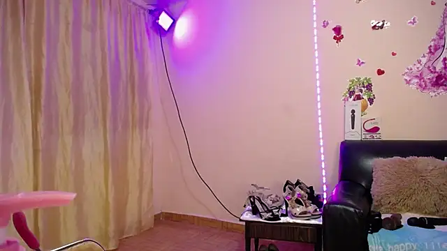 Snapshot of ashlei_ chatting on January 2025 12:28:02 AM ashlei online show from January 2025 12:28:02 AM