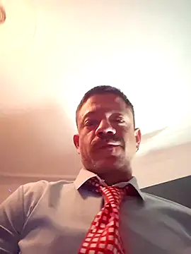 Snapshot of Tony_Torrente chatting on May 2026 08:34:02 AM Tony Torrente online show from May 2026 08:34:02 AM