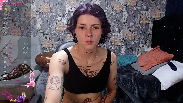 pretty cristal69 online show from May 2026 12:38:01 AM