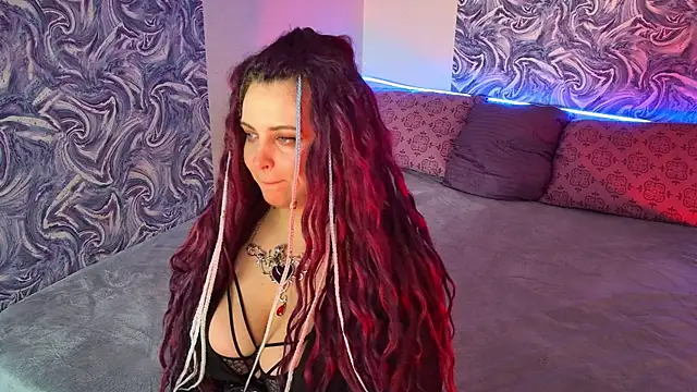 Miss Maya Mils online show from May 2026 01:03:01 AM