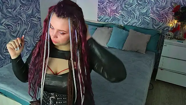 Miss Maya Mils online show from May 2026 01:11:02 AM