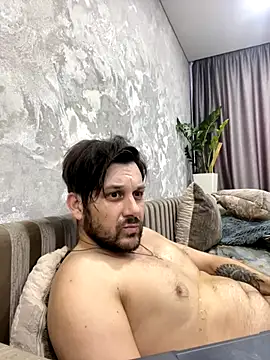 MaeltraJoy online show from January 2026 06:26:02 AM