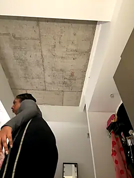 Your Paris online show from December 2025 05:45:02 AM