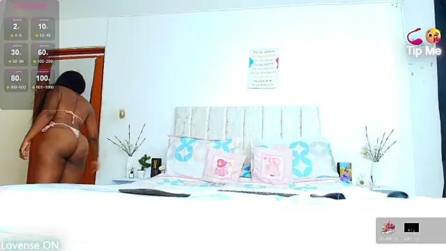 Snapshot of brithanybrown chatting on September 2025 09:29:02 PM brithanybrown online show from September 2025 09:29:02 PM