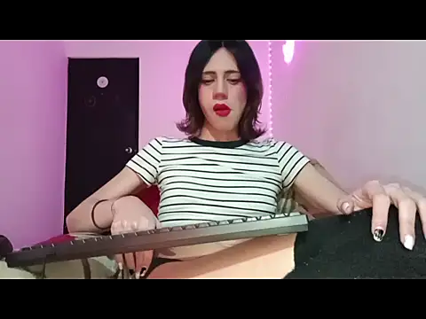 lucydreamm online show from September 2025 01:29:01 AM