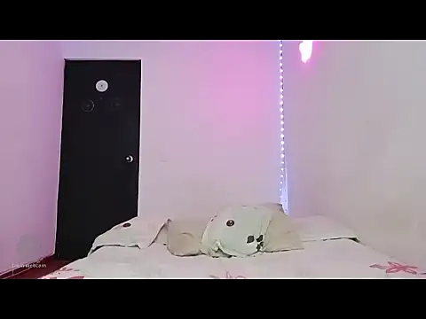 lucydreamm online show from September 2025 11:32:02 PM