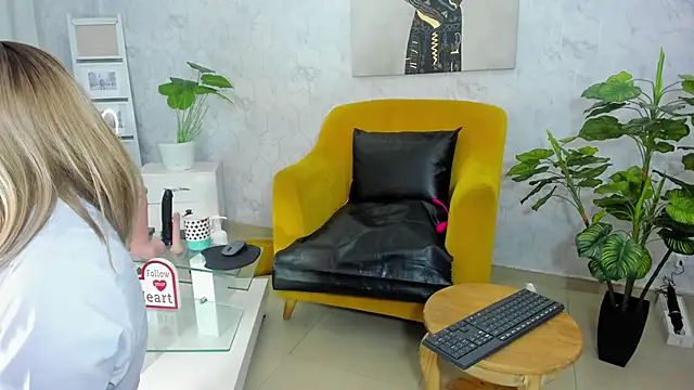 MissEscarleth online show from January 2025 02:49:02 AM