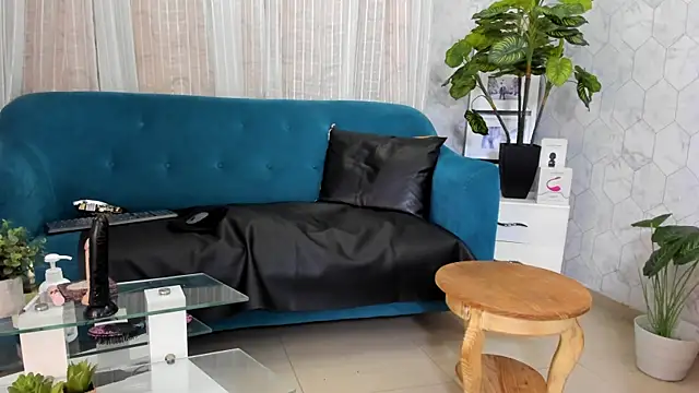 MissEscarleth online show from March 2025 06:35:02 AM