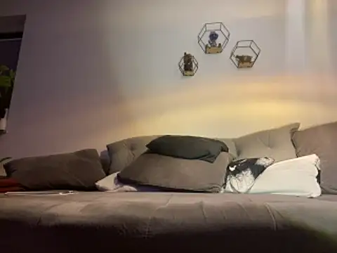 Snapshot of deskriptive chatting on April 2026 10:58:02 PM deskriptive online show from April 2026 10:58:02 PM