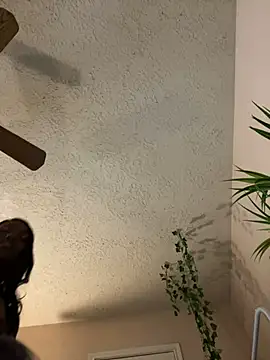 Snapshot of magicalc00ch chatting on January 2025 04:33:01 AM magicalc00ch online show from January 2025 04:33:01 AM