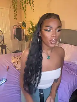 Snapshot of magicalc00ch chatting on January 2025 11:43:01 PM magicalc00ch online show from January 2025 11:43:01 PM