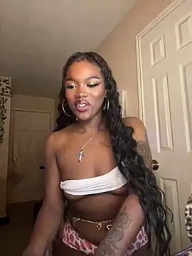 Snapshot of magicalc00ch chatting on January 2025 05:59:02 AM magicalc00ch online show from January 2025 05:59:02 AM