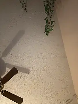 Snapshot of magicalc00ch chatting on February 2025 07:01:01 AM magicalc00ch online show from February 2025 07:01:01 AM