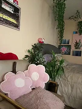 Snapshot of magicalc00ch chatting on March 2025 12:42:01 AM magicalc00ch online show from March 2025 12:42:01 AM