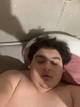 Snapshot of fatdudebigdic chatting on March 2026 03:30:01 PM fatdudebigdic online show from March 2026 03:30:01 PM