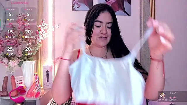 scarlet fostt  online show from May 2026 12:26:02 PM