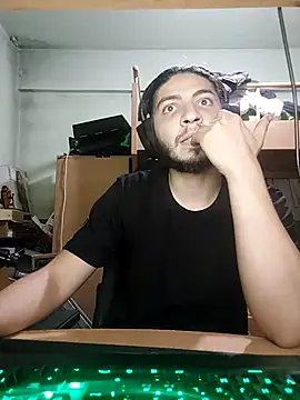 kleineid77 online show from July 2026 08:22:01 PM