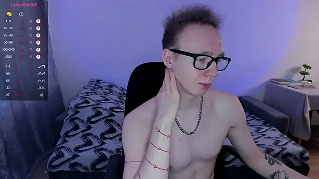 Alex silents online show from February 2025 10:42:02 AM