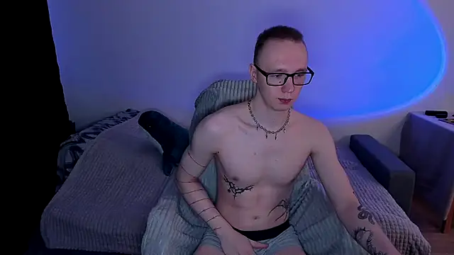 Alex silents online show from October 2025 01:01:01 PM