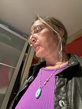 casalinga88 online show from April 2026 07:48:01 PM