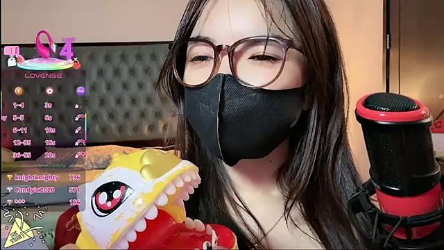 Snapshot of Berrysweet_68 chatting on October 2025 06:40:02 PM Berrysweet 68 online show from October 2025 06:40:02 PM