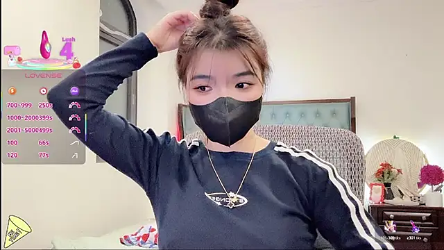 Snapshot of Berrysweet_68 chatting on November 2025 02:28:01 PM Berrysweet 68 online show from November 2025 02:28:01 PM