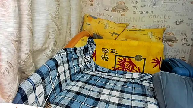 Adela Vetta online show from February 2025 07:53:01 PM