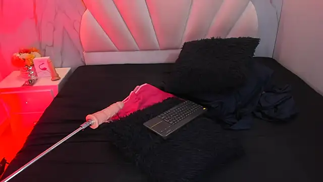 Sheryl Hamilton online show from February 2025 07:01:01 AM