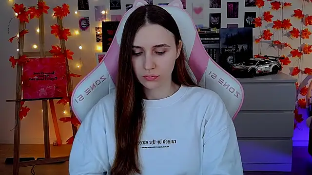 AliceCharmy online show from November 2025 07:30:02 AM