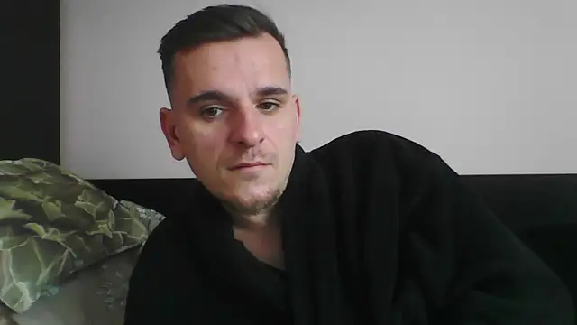 Huge cock22cm online show from February 2025 10:15:02 AM