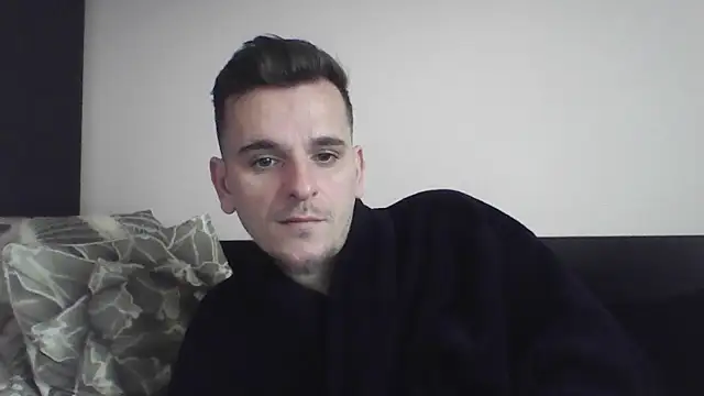 Huge cock22cm online show from March 2025 09:07:01 AM