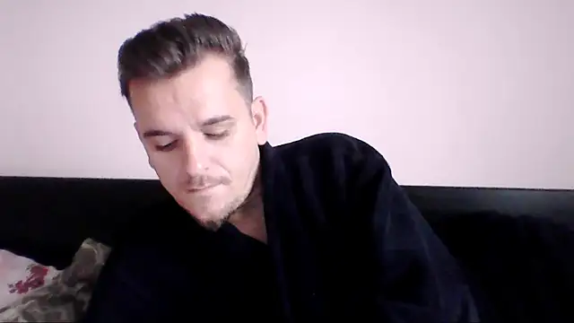 Huge cock22cm online show from October 2025 06:20:02 AM